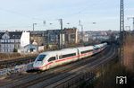 Tz 9237 (412 237) als umgeleiteter ICE 105 (Hamburg-Altona - Chur) in Hagen-Wehringhausen. (21.01.2026) <i>Foto: Joachim Schmidt</i>