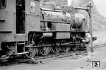 Lok I (Krauss, Bj. 1930, Fabrik-Nr. 8488) beim Wasserfassen im Bahnhof Brohl BE. 1967 wurde sie ausgemustert. (1950) <i>Foto: Ernst Winter</i>