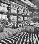 Die Henrichshütte war ein ehemaliges Hüttenwerk in Hattingen (Ruhr). Gegründet wurde sie 1854. Ihren Namen erhielt sie auf Anregung des ersten Hüttendirektors Carl Roth nach dem Grafen Henrich zu Stolberg-Wernigerode (1772–1854). Sie war eines der traditionsreichsten Hüttenwerke des Ruhrgebietes, bekannt für ihren Edelstahl. Die Henrichshütte war spezialisiert auf die Herstellung von hochqualitativen Einzelstücken, was den Betrieb über viele Jahrzehnte rentabel hielt. So gehörten anfangs Dampfkessel, später Radsätze (Foto) und sogar Bauteile für die Ariane-Rakete oder Castorbehälter zum Programm. Am 19. Februar 1987 verkündete der Vorstand der Thyssen Stahl AG das „Aus“ für die Henrichshütte. Der letzte Abstich des Hochofens erfolgte am 18. Dezember 1987. Der Hochofen II wurde nach China verkauft und 1990 von einem chinesischen Bautrupp demontiert.  (1962) <i>Foto: Willi Marotz</i>