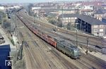 140 602 (Bw Dortmund Bbf) mit einem 700 m langen Lgo von Rheine nach Marl-Sinsen in Münster (Westf) Hbf. (18.03.1972) <i>Foto: Bernd Kappel</i>
