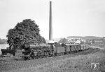 Aus Regensburg kommend war 001 187 mit dem P 2228 ohne Halt in Hof-Moschendorf durchgefahren. (14.07.1971) <i>Foto: Wolfgang Bügel</i>