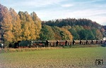 051 050 (50 1050 vom Bw Duisburg-Wedau) im Angertal bei Ratingen. (29.10.1975) <i>Foto: Wolfgang Bügel</i>