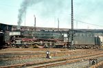 Die Paderborner 01 227 rückt in das Bw Kassel ein. (04.1967) <i>Foto: Rolf Hahmann</i>
