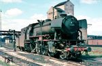 Klassische Porträtaufnahme der 23 058 im Bw Crailsheim. Erst kurz zuvor war die Lok aus Kaiserslautern hierher umstationiert worden. (07.1966) <i>Foto: Rolf Hahmann</i>