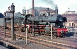 38 2092 (Bw Aachen Hbf) wartet in Hagen Hbf vor E 4726 nach Aachen auf die Abfahrt in Hagen Hbf. (09.1963) <i>Foto: Rolf Hahmann</i>