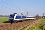 TRI 145 040 mit der zusätzlichen RB 89407 von Krefeld nach Neuss bei Krefeld-Oppum. (09.03.2026) <i>Foto: Zeno Pillmann</i>