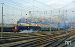 41 360 eilt mit Sonderzug Er 25640 nach Solingen durch Wuppertal-Steinbeck. (08.12.1990) <i>Foto: Wolfgang Bügel</i>