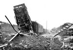 Die Folgen des britischen Luftangriffs auf den Bahnhof Opladen vom 28. Dezember 1944, dokumentiert vom Chef der Wuppertaler Bahnpolizei Karl Wolter. (28.12.1944) <i>Foto: Karl Wolter</i>