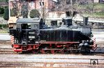 Für die Schmalspurbahn Nagold – Altensteig wurde 99 193 im Jahre 1927 von der Maschinenfabrik Esslingen gebaut. 40 Jahre lang war sie ausschließlich dort im Einsatz und blieb als einzige der insgesamt 4 gebauten Maschinen erhalten. Heute ist sie auf der Museumsbahn Blonay–Chamby in der Schweiz im Einsatz.  (02.04.1966) <i>Foto: Jörg Schulze</i>
