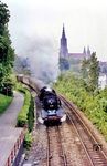 Der Ulmer Klassiker mit Münster, Donau und 03 281 vor E 1991 nach Friedrichshafen. (1968) <i>Foto: Jörg Schulze</i>