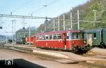 Der Waldshuter 798 782 im kleinen Grenzverkehr im Schweizer Bahnhof Koblenz. (05.1974) <i>Foto: Jörg Schulze</i>