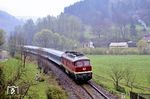 Die Saalfelder 132 213 mit IR 402 (München - Leipzig) bei Oberloquitz. (30.04.1991) <i>Foto: Joachim Bügel</i>