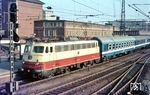 112 492 (Bw Dortmund Bbf) mit dem aus ungarischen MAV-Wagen gebildeten Olympia-Sonderzug D 20115 nach München in Münster (Westf) Hbf. (24.08.1972) <i>Foto: Bernd Kappel</i>