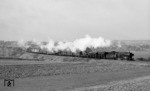 044 386 (44 1384) mit einem Güterzug nach Ansbach bei Beuerlbach. (14.10.1972) <i>Foto: Burkhard Wollny</i>