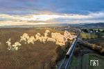 03 2155 auf der Fotofahrt nach Gera kurz vor Könitz, das 2006 nach Unterwellenborn eingemeindet wurde. (30.03.2026) <i>Foto: Joachim Schmidt</i>