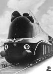 Die stromlinienverkleidete Baumusterlok 01 1001 in einer Werbeanzeige der BMAG in Wildau, vormals Louis Schwartzkopff, Berlin. (1940) <i>Foto: Werkfoto</i>