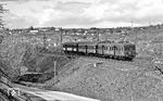 465 010 im Stuttgarter Vorortverkehr bei Nürtingen. (01.05.1977) <i>Foto: Burkhard Wollny</i>