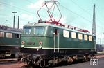 E 41 429 (Bw Seelze, Abnahme am 06.04.1967) im Bw Hannover Hbgf. (07.1967) <i>Foto: Rolf Hahmann</i>