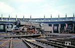 Die Bremer 03 127 auf der Drehscheibe im Wende-Bw Hamburg-Altona. (29.08.1966) <i>Foto: Robin Fell</i>