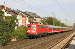 110 486 wurde als E 10 486 am 15. März 1968 an die DB abgeliefert. 43 Jahre später war sie mit RB 30528 (Köln - Wesel) in Düsseldorf-Oberbilk unterwegs. Mit Fristablauf am 23.07.2011 wurde sie abgestellt und im September 2011 verschrottet. (11.04.2011) <i>Foto: Wolfgang Bügel</i>