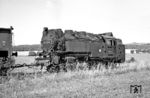 99 7236 gehörte zu den 17 Neubauloks des Lokomotivbau Karl Marx Potsdam-Babelsberg (LKM), die zwischen 1954 und 1956 für die Harzquerbahn und die Schmalspurstrecke Eisfeld–Schönbrunn gefertigt wurden. In Eisfeld waren 99 231 und 99 235–237 beheimatet. Nach dem Ende des "Gründerla" wurden alle Eisfelder Maschinen in den Harz versetzt. 99 7236 befördert einen Rollwagenzug zwischen Brünn (Thür) und Brattendorf. (31.07.1971) <i>Foto: Wolfgang Bügel</i>