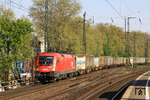 ÖBB 1116 271 mit TEC 43943 (Kalsdorf bei Graz - Neuss Gbf) in Köln-Süd. (19.04.2011) <i>Foto: Wolfgang Bügel</i>