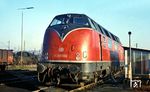 In der Wintersonne glänzt V 200 002 vom Bw Würzburg an der Tankanlage im Bw Heilbronn. (02.1967) <i>Foto: Rolf Hahmann</i>