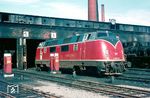 V 200 085 vom Bw Villingen (Schwarzw) im Bw Stuttgart Hbf. (12.1964) <i>Foto: Rolf Hahmann</i>