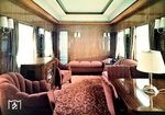Unbemerkt von der Öffentlichkeit produzierte der VEB Waggonbau Bautzen in den 1950er Jahren mehrere Salonwagenzüge für die Chinesische Staatseisenbahn. Ein Großauftrag aus dem Jahr 1957 umfasste dabei einen 15-teiligen Sonderzug, darunter sechsachsige Salonwagen, Speisewagen, Schlafwagen sowie einen Salon-Krankenwagen, deren Innenarchitektur aufwendig gestaltet war.  (1957) <i>Foto: Werkfoto</i>