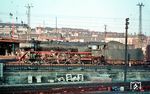 01 006 (Bw Dillenburg) verlässt mit dem D 82 (Düsseldorf - Frankfurt/M) den Hagener Hauptbahnhof. (03.1964) <i>Foto: Rolf Hahmann</i>