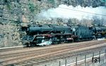 Als Lz rauschen 01 011 und 03 1049 (beide vom Bw Hagen-Eckesey) durch den Bahnhof Ennepetal-Milspe in Richtung Wuppertal. (08.1962) <i>Foto: Rolf Hahmann</i>