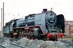 Die Magdeburger 01 048 in Halle (Saale). Nach einem Unfall war die Lok frisch nach einem Aufenthalt im Raw Meiningen vom 25.03. bis 30.04.1968 in den Betriebsdienst zurückgekehrt. (05.1968) <i>Foto: Rolf Hahmann</i>