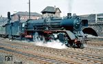 01 063 vom Bw Hamm (Westf) fährt mit E 534 (Braunschweig - Goslar - Kreiensen - Soest - Düsseldorf - Aachen) aus Hagen Hbf. (05.1959) <i>Foto: Rolf Hahmann</i>