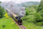 In Bergen auf Rügen übernahm 86 1333 der PRESS den Sonderzug DRC 1820 aus Zwickau (Sachs) und brachte ihn nach Putbus. (30.05.2026) <i>Foto: Joachim Schmidt</i>
