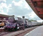 03 0077 ist mit D 610 aus Berlin-Lichtenberg in Stralsund eingetroffen. (31.05.1977) <i>Foto: Dieter Kempf</i>