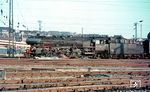01 170 (Bw Paderborn) fährt mit dem D 103 (Köln - Hamm - Hannover - Hamburg-Altona) aus Hagen Hbf. Die Lok sprang wegen der Hannovermesse wohl für die V200-Planlok ein und wird den Zug bis Hannover bringen. (28.04.1964) <i>Foto: Rolf Hahmann</i>