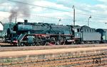01 171 (Bw Hof) ist mit E 577 aus Stuttgart im Bahnhof Crailsheim angekommen.  (07.1966) <i>Foto: Rolf Hahmann</i>