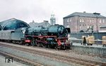 Die Paderborner 01 232 vor E 534 (Braunschweig - Aachen) in Hagen Hbf. (05.1959) <i>Foto: Rolf Hahmann</i>