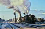 FS 741.388 mit einer Schwesterlok beim Wasserhalt vor einem Wintersport-Sonderzug im Bahnhof Brunico (Bruneck). (28.12.1973) <i>Foto: Chris Gammell, Slg. A. Sinn</i>