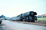 01 522 (Bw Erfurt) fährt mit dem D 207 (Paris - Frankfurt/M - Berlin - Warszawa) durch den Bahnhof Hönebach. (16.06.1968) <i>Foto: Chris Gammell, Slg. A. Sinn</i>