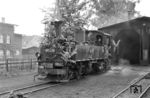 Abschied von der Prignitzer Kleinbahn und 99 576 vor ihrer letzten Fahrt in Kyritz. Mit Ende der Kleinbahn wurde auch die 57 Jahre alte sächsische IV K abgestellt und am 04.09.1969 ausgemustert. (31.05.1969) <i>Foto: Helmut Pochadt</i>
