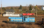 Werklok Mannesmann D 7 (Deutz DG 1200) im Übergabegleis der Röhrenwerke am Bahnhof Düsseldorf-Rath. (23.03.2012) <i>Foto: Joachim Bügel</i>