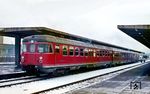 Der zweite Prototyp der Waggonfabrik Uerdingen VT 24 504 + VM 24 502 + VT 24 502 als Et in Braunschweig Hbf. (02.1967) <i>Foto: Rolf Hahmann</i>