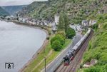 Auch 2026 organisierte das britische Reisebüro "Belle Trains" eine exklusive Dampfzugfahrt quer durch Deutschland, die Schweiz und Österreich für US-Amerikaner und Briten. Den deutschen Teil der Fahrt bestritt dabei 01 1104 von Faszination Dampf. Am ersten Tag der Reise ist 01 1104 mit dem Sonderzug DRC 341 von Köln nach Lindau im Rheintal bei St. Goarshausen unterwegs. (04.06.2026) <i>Foto: Joachim Schmidt</i>