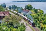 01 1104 mit DRC 4421 (Lindau - Singen/Htwl) am Bodensee bei Überlingen Therme. (06.06.2026) <i>Foto: Joachim Schmidt</i>