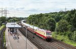 101 001 mit dem "Rheingold"-Zug DRC 321 von Ostseebad Binz nach Koblenz Hbf in Leverkusen-Rheindorf. (17.06.2016) <i>Foto: Joachim Bügel</i>