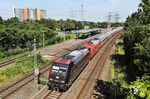 101 127 (mit 101 135 im Schlepp) vor IC 2013 nach Oberstdorf in Leverkusen-Rheindorf. (18.06.2026) <i>Foto: Joachim Bügel</i>