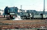 01 1083 (Bw Osnabrück Hbf) startet mit dem D 93 nach Hamburg-Altona in Hagen Hbf und hat damit ab Köln einen Laufweg von 458 km vor sich.  (11.1963) <i>Foto: Rolf Hahmann</i>
