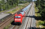 101 111 befördert einen der letzten IC 1-Züge, den IC 2013 von Dortmund nach Oberstdorf, bei Langenfeld-Berghausen. Ab 12. Juli 2026 soll der Zug auf den neuen ICE L umgestellt werden. (01.07.2026) <i>Foto: Joachim Bügel</i>