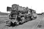 50 4005 war aus Kirchweyhe ins Bw Hamm (Westf) G gekommen. In Kirchweyhe wurden zum Schluss alle Loks der Baureihe 50.40 zusammengezogen. Sie schieden bis Juni 1967 aus dem Betrieb aus. (29.05.1966) <i>Foto: Reinhard Gumbert</i>